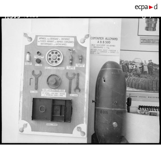 Matériel de déminage.