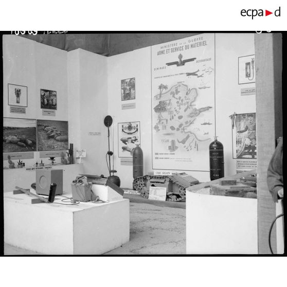 Stand de déminage et désobusage.