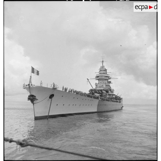 Le Richelieu au large du cap Saint-Jacques.