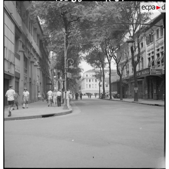 La rue Catinat à Saigon.