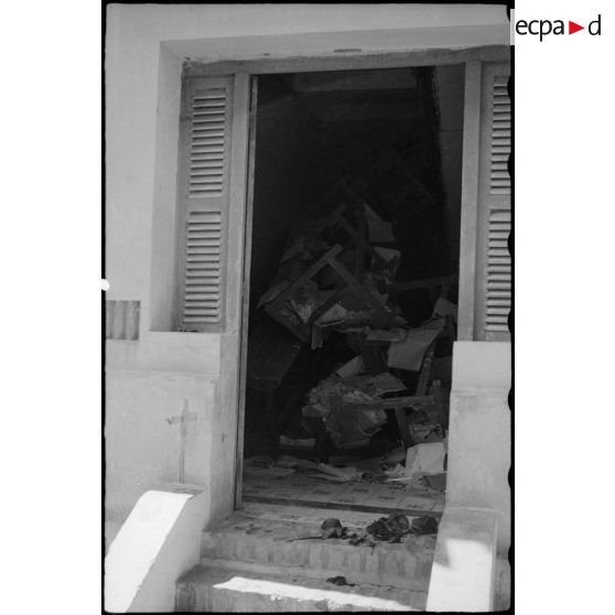 Intérieur d'une maison après un incendie manqué à Vinh-Long.