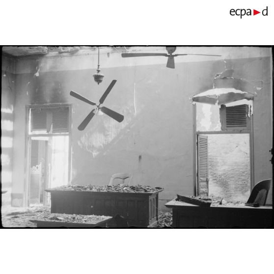 Salle d'audience du palais de justice de Vinh Long.