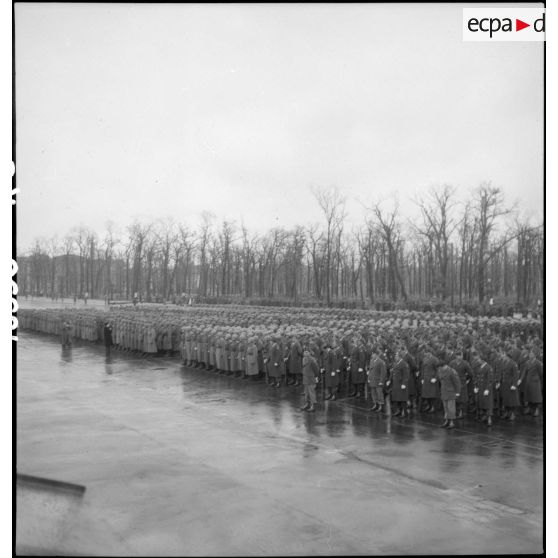 Vue d'ensemble des troupes de l'armée rouge.