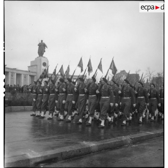 Défilé des troupes françaises à Berlin.