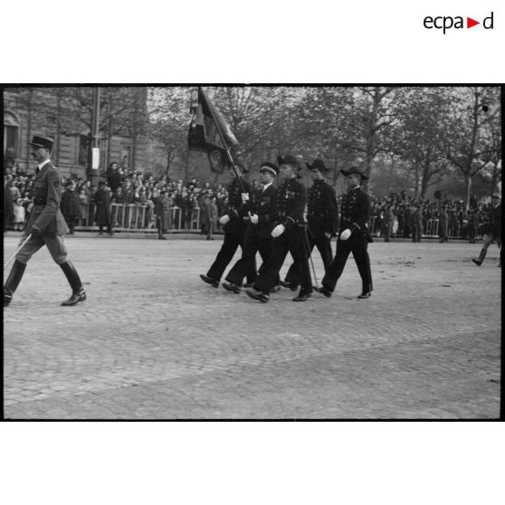 Défilé de l'école polytechnique.