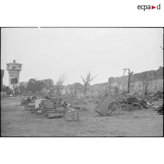 La caserne Jean Bart détruite à Dunkerque.