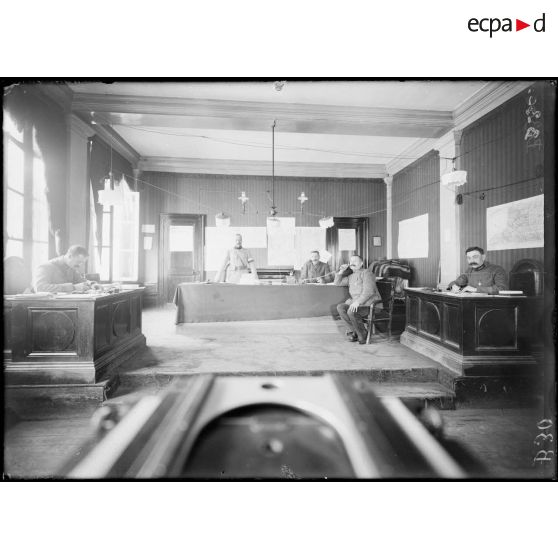1er Bureau d'Etat Major à St Pol. [légende d’origine]