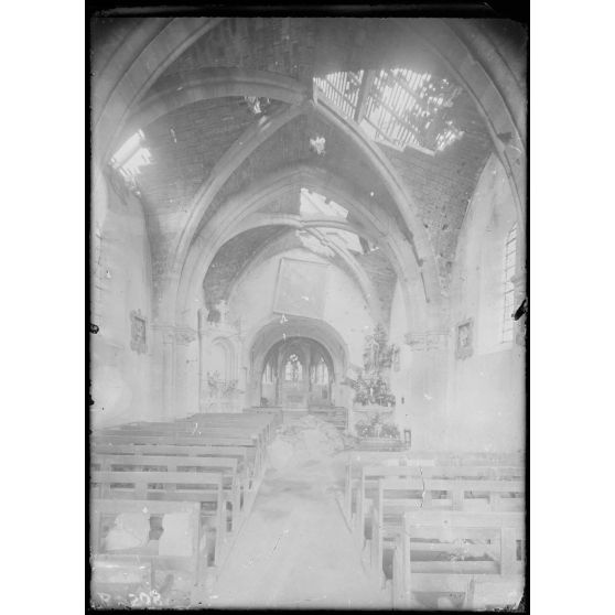 Vassincourt (Meuse). Intérieur de l’église. [légende d’origine]