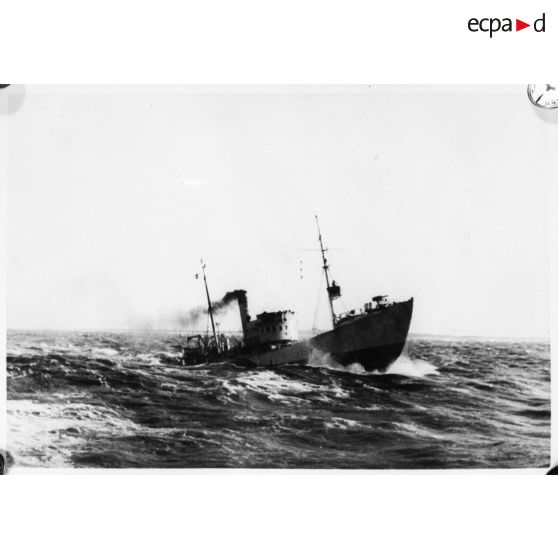 Patrouilleur en haute mer (reproduction).