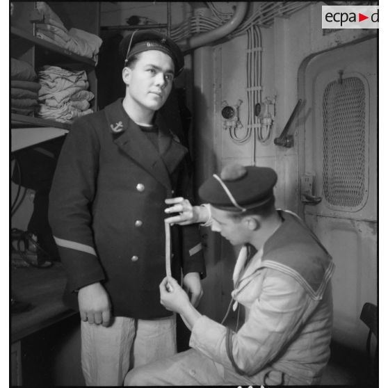 L'atelier du tailleur à bord du croiseur (ou cuirassé) Dunkerque.