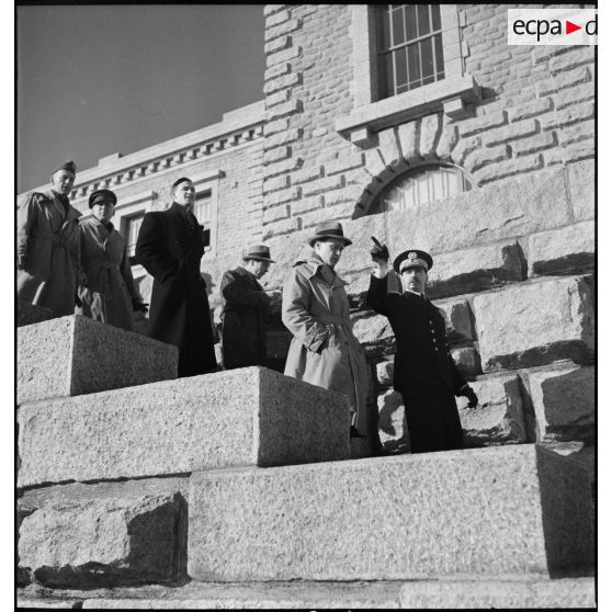 Visite de l'Ecole navale par des journalistes américains.