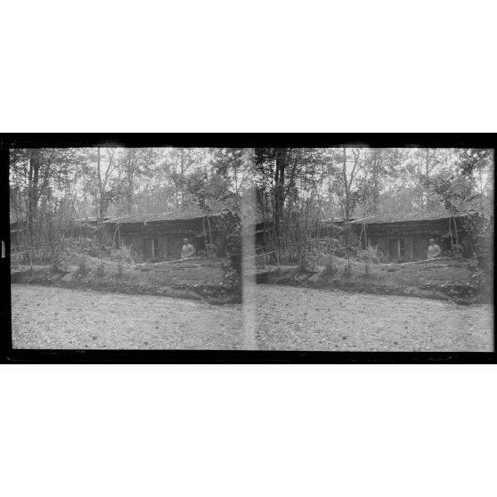 Forêt de Hesse, ferme des Allieux, poste de commandement, villa Darc. [légende d'origine]