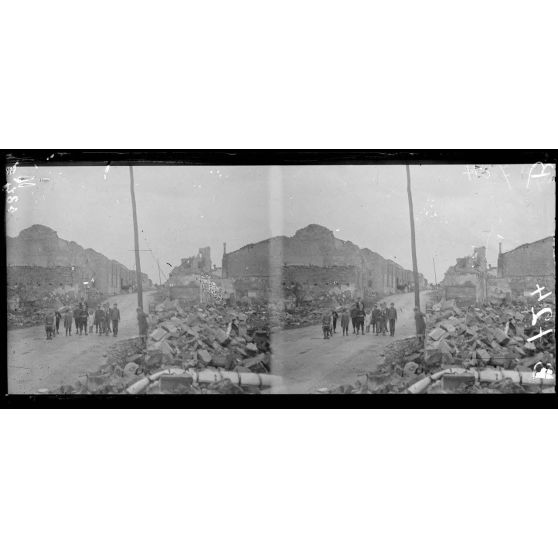 Louppy-le-Château (Meuse) : ruines du village. [légende d'origine]