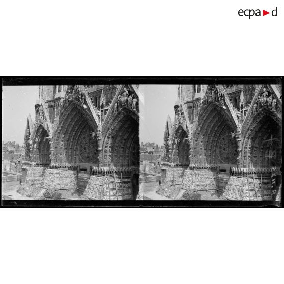 Reims : façade de la cathédrale. [légende d’origine]