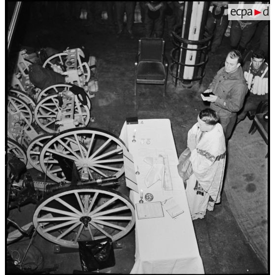 Messe à bord du paquebot/croiseur auxiliaire le Ville d'Oran.