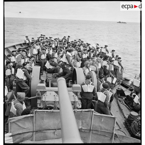 Traversée du paquebot/croiseur auxiliaire le Ville d'Oran vers l'Ecosse puis la Norvège.