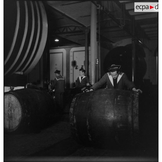 Chais de la Marine nationale à Brest.