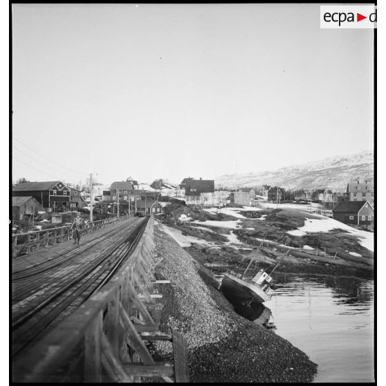 Digue menant probablement à Narvik.