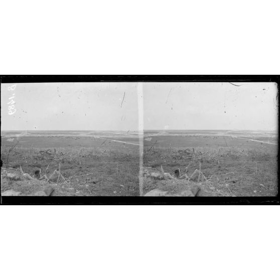 Panorama à raccorder de gauche à droite : région de Beauséjour à la main de Massiges. [légende d’origine]