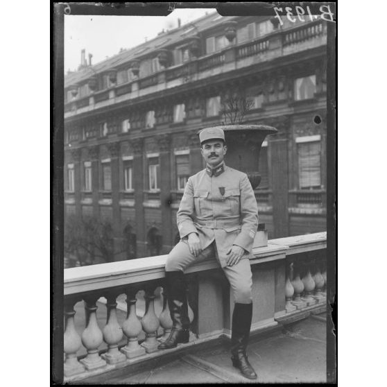 Paris, portrait. [légende d’origine]