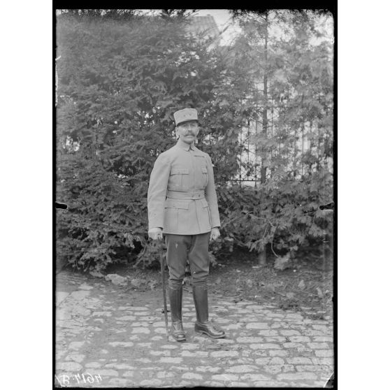 Le général de Lardemelle, commandant la 74e division. [légende d'origine]