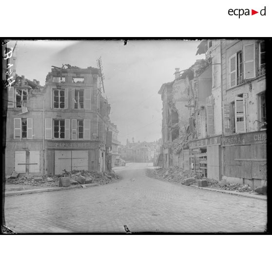 Verdun, rue Beaurepaire. [légende d’origine]