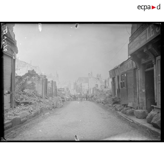 Verdun, rue Mazel. [légende d’origine]