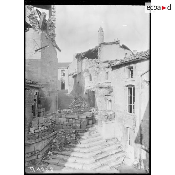 Verdun, rue des Degrés. [légende d’origine]