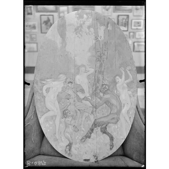 Paris, salon des Armées. Panneau peint à la colle de Edelmann. [légende d'origine]