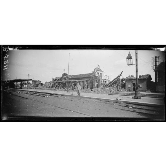 Tergnier (Aisne), la gare. [légende d'origine]