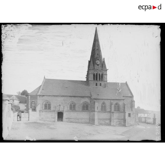 Chamant (Oise), l’église. [légende d’origine]
