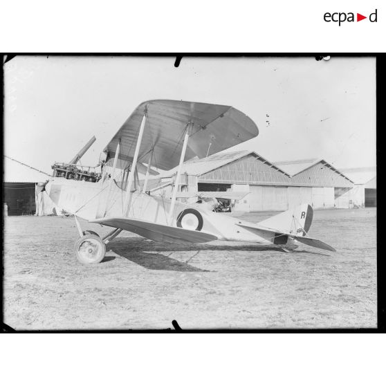 Pau, école d'aviation. Avion allemand Rumpler (profil). [légende d'origine]