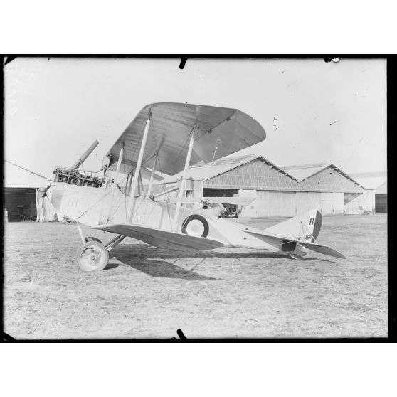 Pau, école d'aviation. Avion allemand Rumpler (profil). [légende d'origine]
