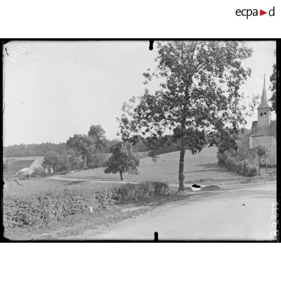 Saint-Prix (Marne). Chapelle et ferme. [légende d'origine]