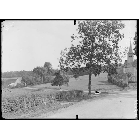 Saint-Prix (Marne). Chapelle et ferme. [légende d'origine]