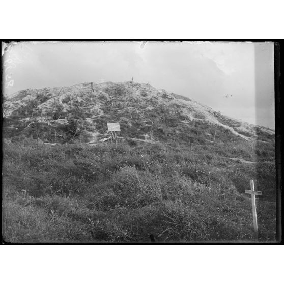 Butte de Warlencourt (Pas-de-Calais). Côté nord. [légende d'origine]