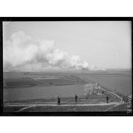 La Courneuve. Explosion. [légende d'origine]