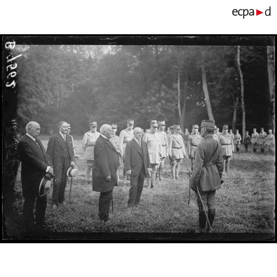 Bombon, environs de Mormant (Seine-et-Marne). Cérémonie de la remise du bâton de maréchal au maréchal Foch le 23 août 1918. Le maréchal Foch. [légende d'origine]