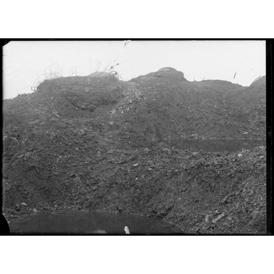 Fort de Douaumont. Blockhaus sur la superstructure du fort. [légende d'origine]