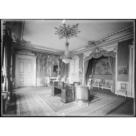 Paris. Ministère des Affaires étrangères. Chambre à coucher des Rois (1er étage). [légende d'origine]