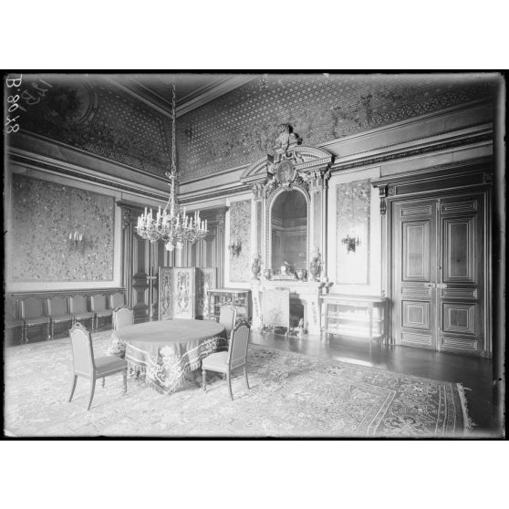 Paris. Ministère des Affaires étrangères. Salle à manger (1er étage). [légende d'origine]