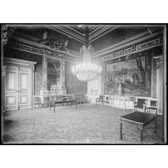 Paris. Ministère des Affaires étrangères. Salon d'attente (1er étage). [légende d'origine]