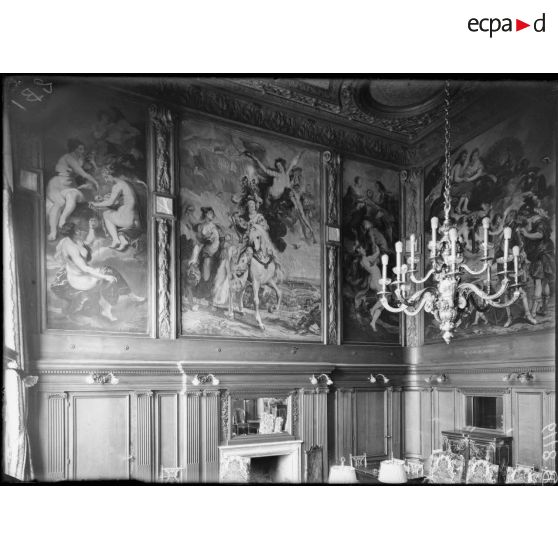 Paris. Ministèrere des Affaires étrangères. Reproduction des tapisseries d'après Rubens. [légende d'origine]