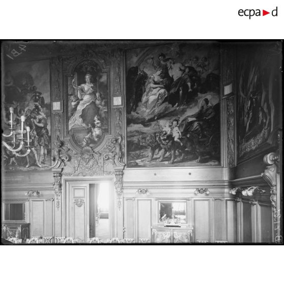 Paris. Ministèrere des Affaires étrangères. Reproduction des tapisseries d'après Rubens. [légende d'origine]