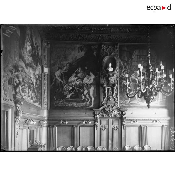 Paris. Ministèrere des Affaires étrangères. Reproduction des tapisseries d'après Rubens. [légende d'origine]