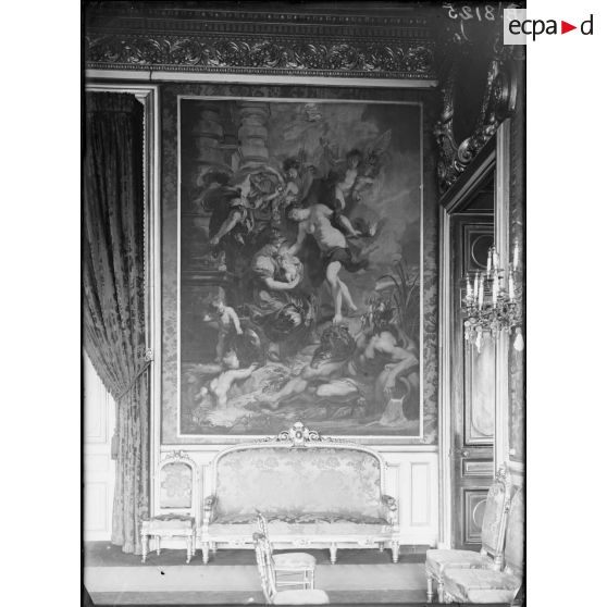Paris. Ministèrere des Affaires étrangères. Reproduction des tapisseries d'après Rubens. [légende d'origine]