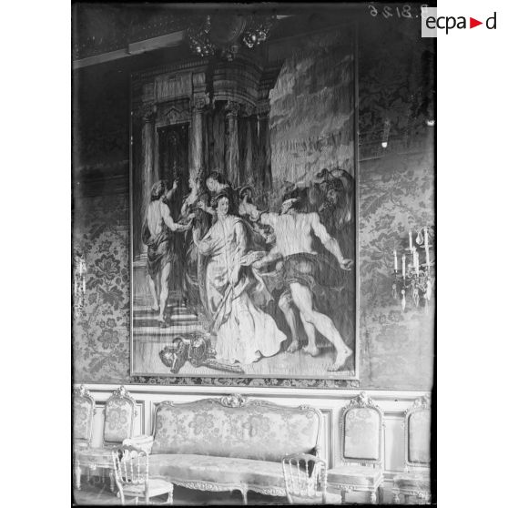 Paris. Ministèrere des Affaires étrangères. Reproduction des tapisseries d'après Rubens. [légende d'origine]