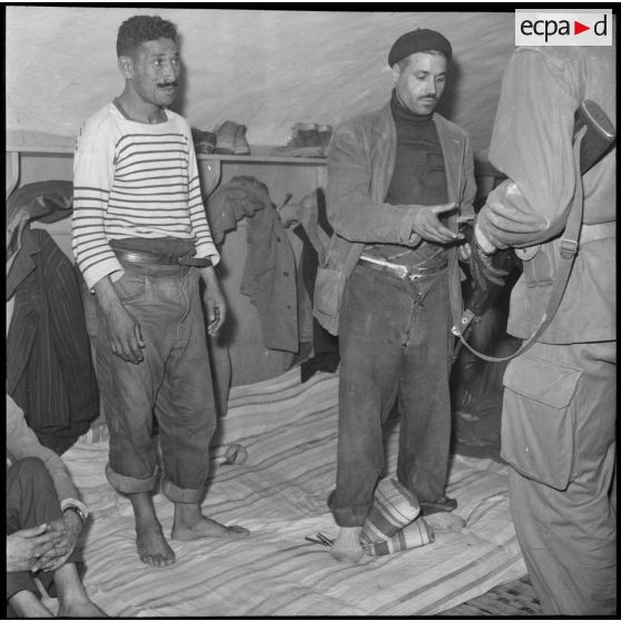 Opération de police dans la casbah d'Alger.