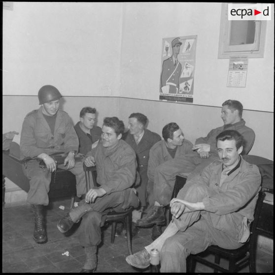 Opération de police dans la casbah d'Alger.