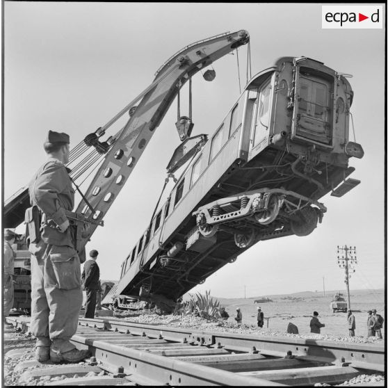 Déraillement du train Oran-Alger.